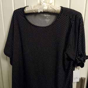 NWT Croft & Barrow polka dot blouse with tie-sleeves